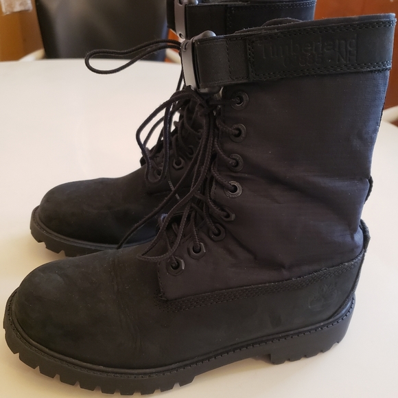 Timberland Junior Boots Size 4 - Picture 2 of 10